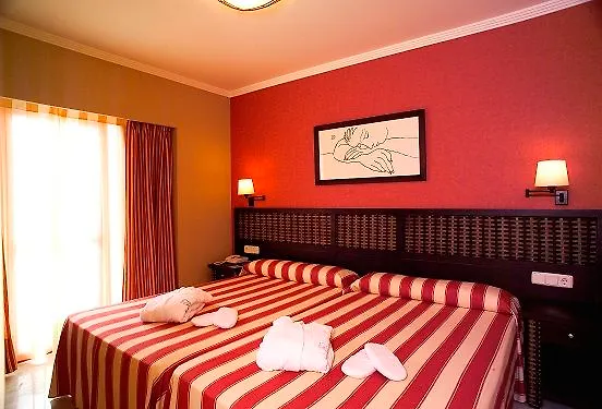Holiday World Village Hotel Benalmádena 4*,